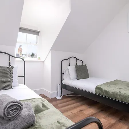 Apartman Heights Whitby